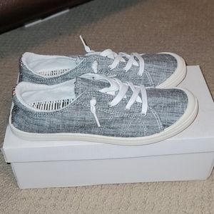 Not Rated Rae Sneakers 7.5